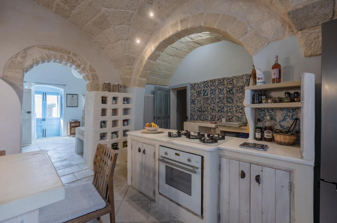 Casa Dei 5 Camini With Terrace Apartman Ortelle Kültér fotó