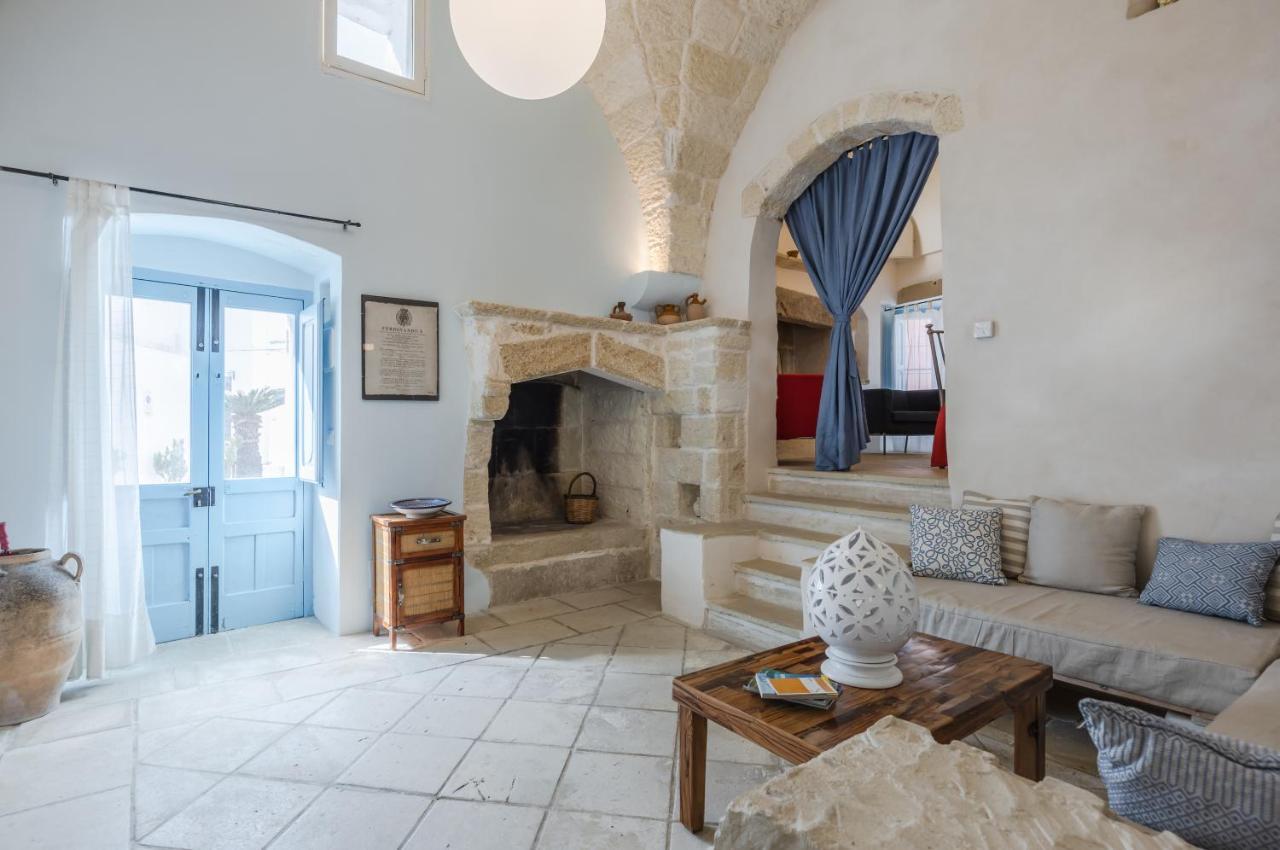 Casa Dei 5 Camini With Terrace Apartman Ortelle Kültér fotó
