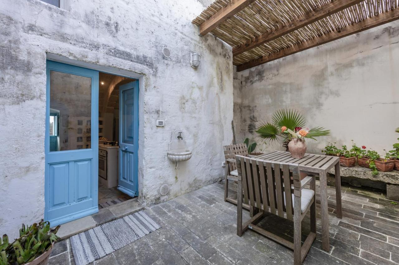 Casa Dei 5 Camini With Terrace Apartman Ortelle Kültér fotó